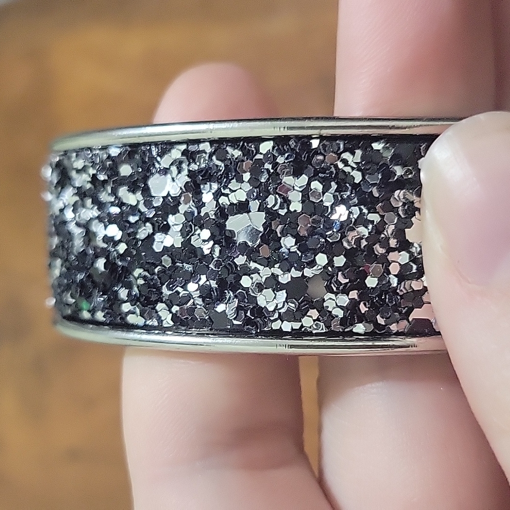 NWT Rhodium Bangle - Picture 4 of 5
